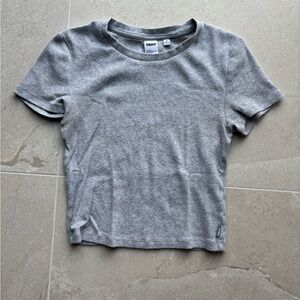 TNA HomeStretch™ Rib Tune Waist T-Shirt